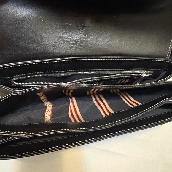 Bally Black Leather Shoulder Bag vintage - Picture 10 of 11